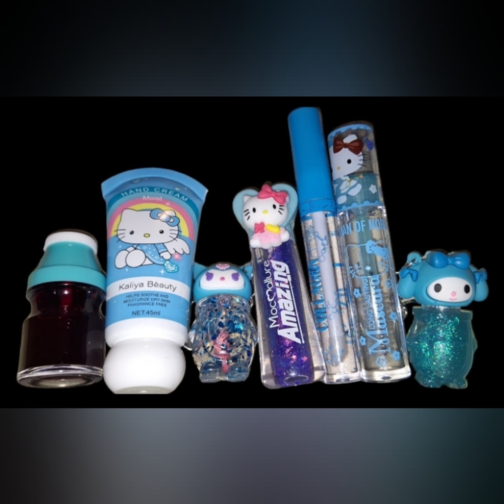 HK MAKE UP BUNDLE